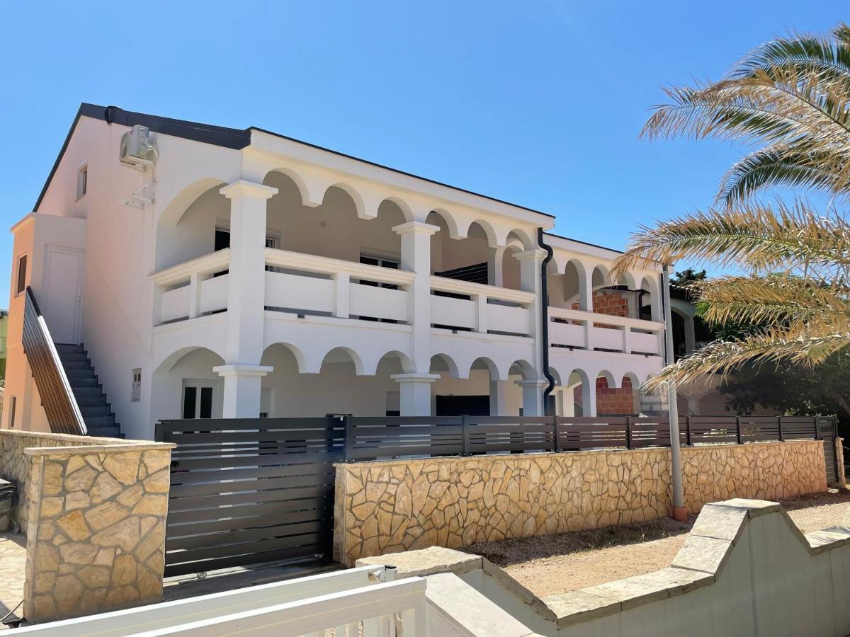 Apartmenthouse Ines Vir Exterior foto