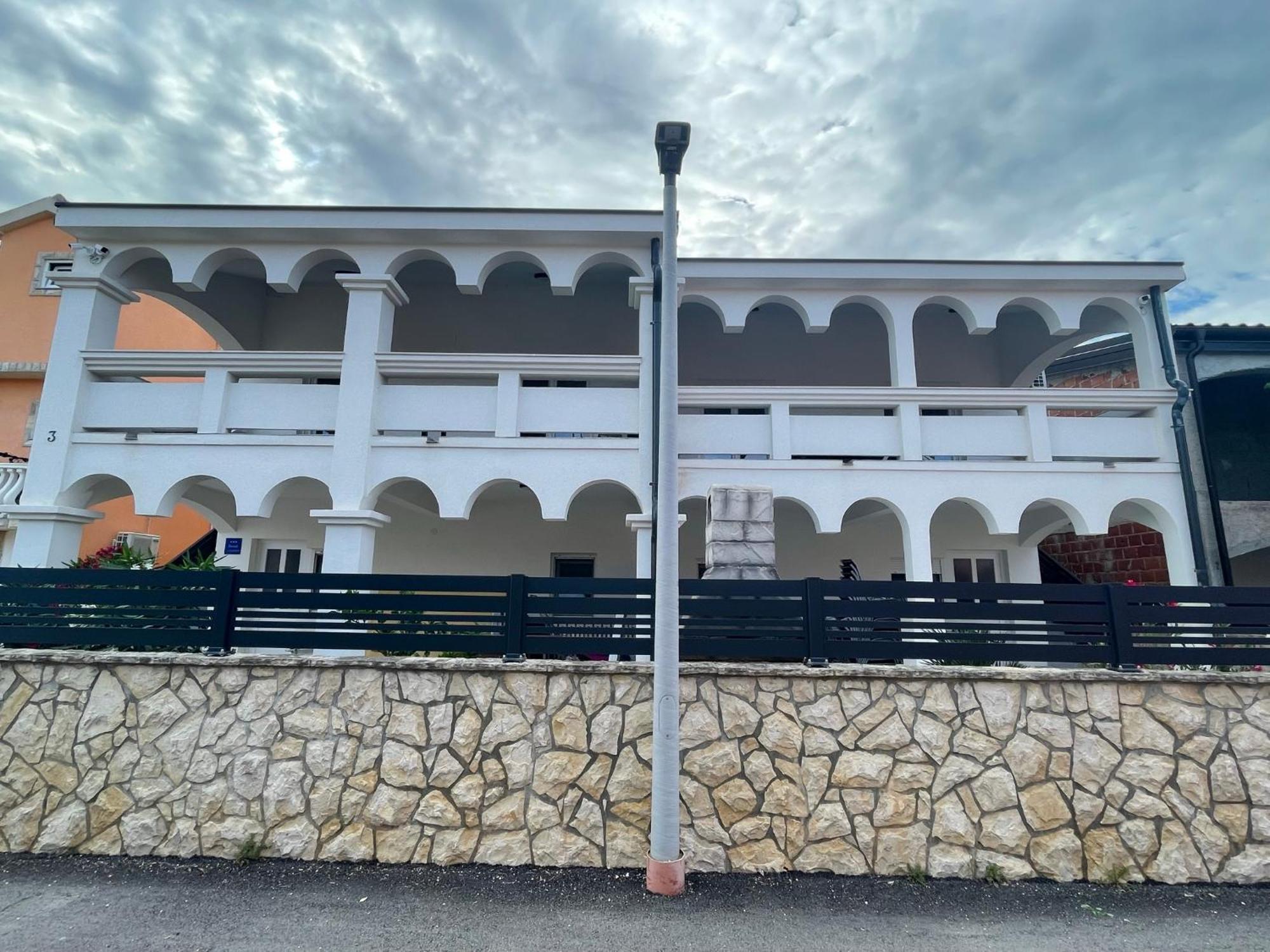 Apartmenthouse Ines Vir Exterior foto